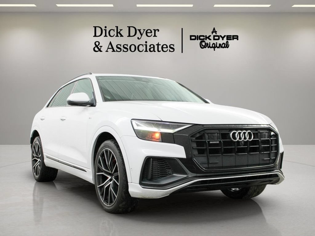 Used 2019 Audi Q8 Premium Plus w/ Premium Plus AWD/4WD image 3