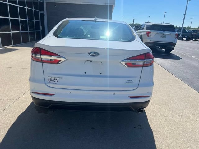 Used 2020 Ford Fusion SE FWD image 13
