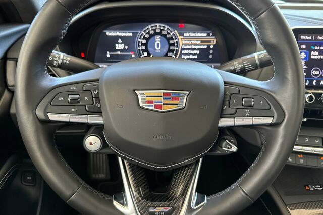 Certified 2026 Cadillac CT4 V Blackwing w/ Climate Package RWD image 23
