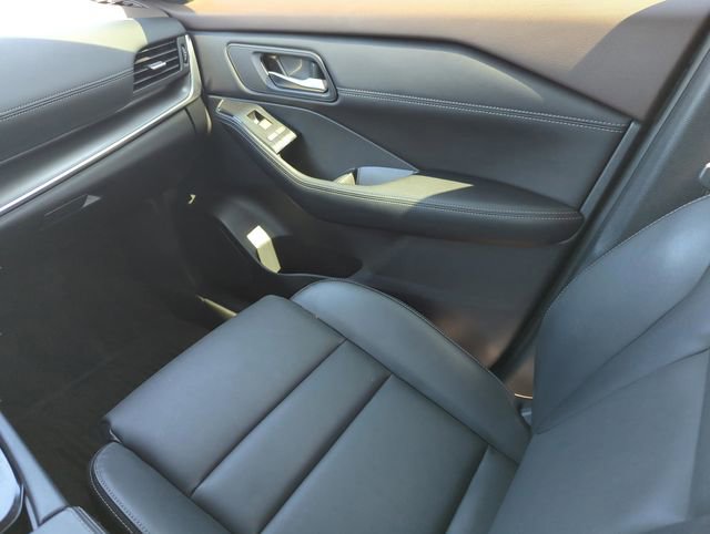 Certified 2023 Nissan Rogue SV w/ SV Premium B Package FWD image 25