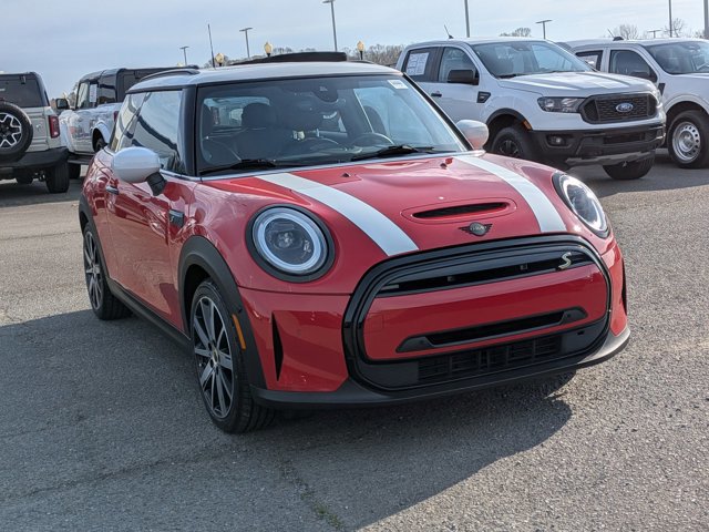 Used 2023 MINI Cooper SE image 2
