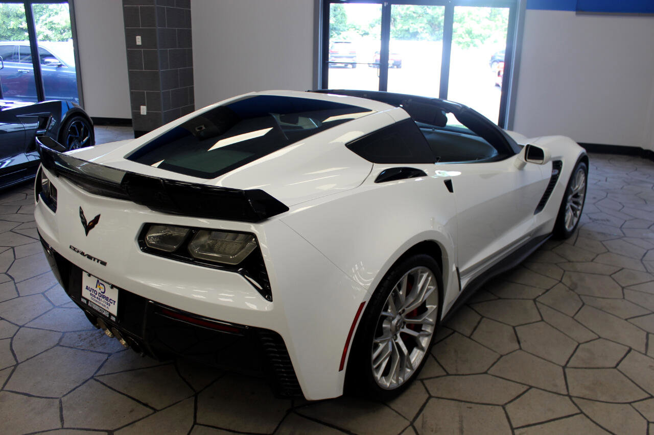 Used 2019 Chevrolet Corvette Z06 w/ Z07 Performance Package image 10