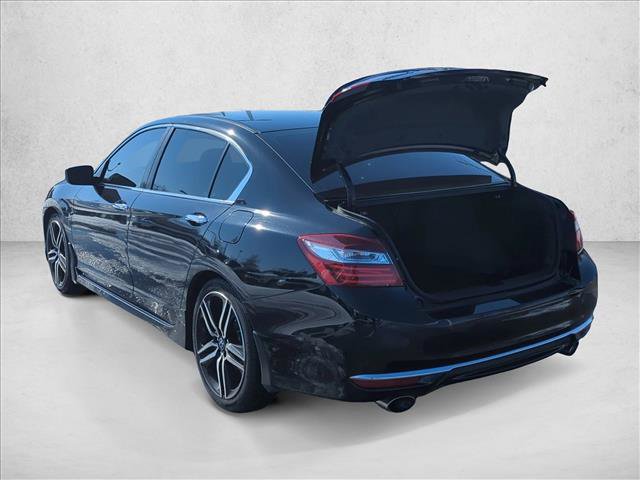 Used 2017 Honda Accord Sport Special Edition image 8