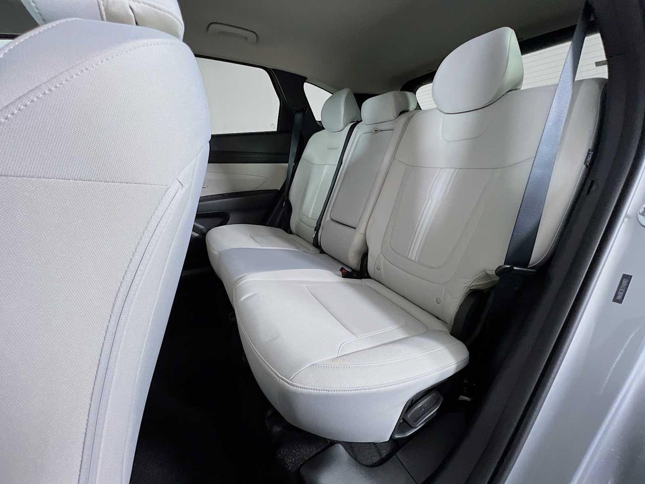 New 2026 Hyundai Tucson SEL image 14