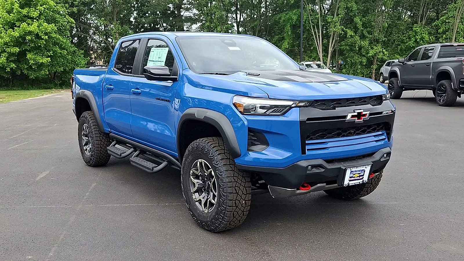 New 2026 Chevrolet Colorado ZR2 w/ Technology Package AWD/4WD image 5