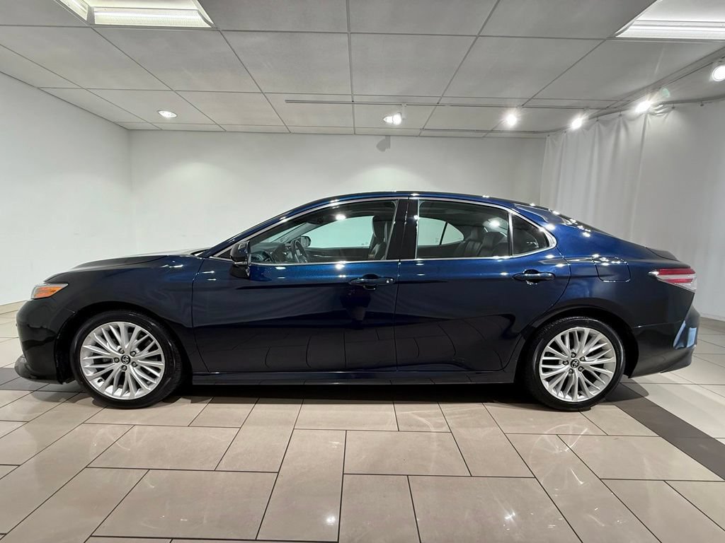 Used 2018 Toyota Camry XLE w/ Audio Package FWD image 2