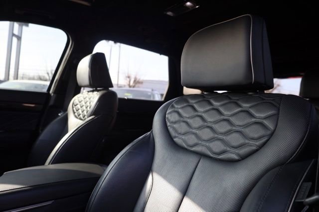 Used 2022 Hyundai Palisade Calligraphy image 21