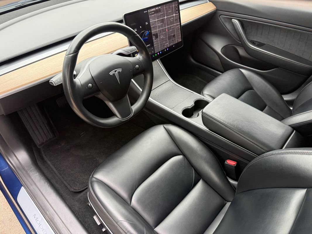 Used 2019 Tesla Model 3 Standard Range Plus RWD image 2