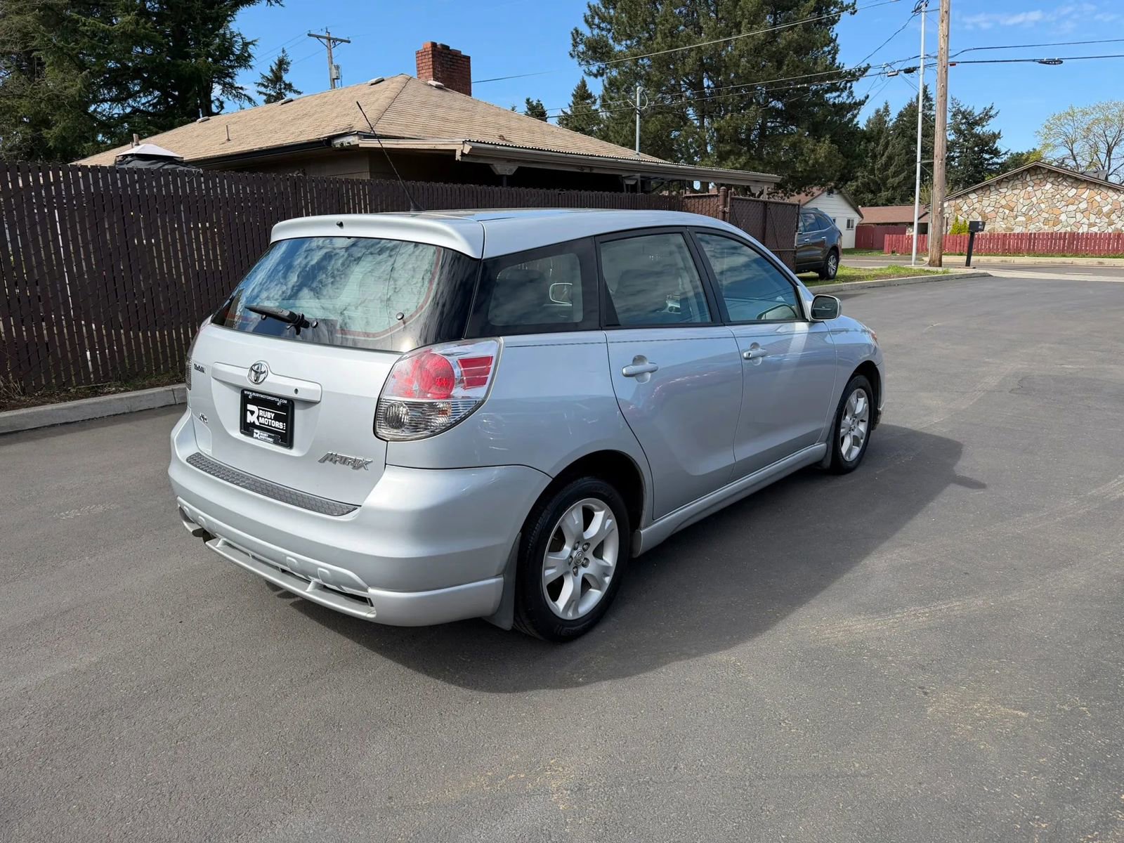 Used 2005 Toyota Matrix XR image 4