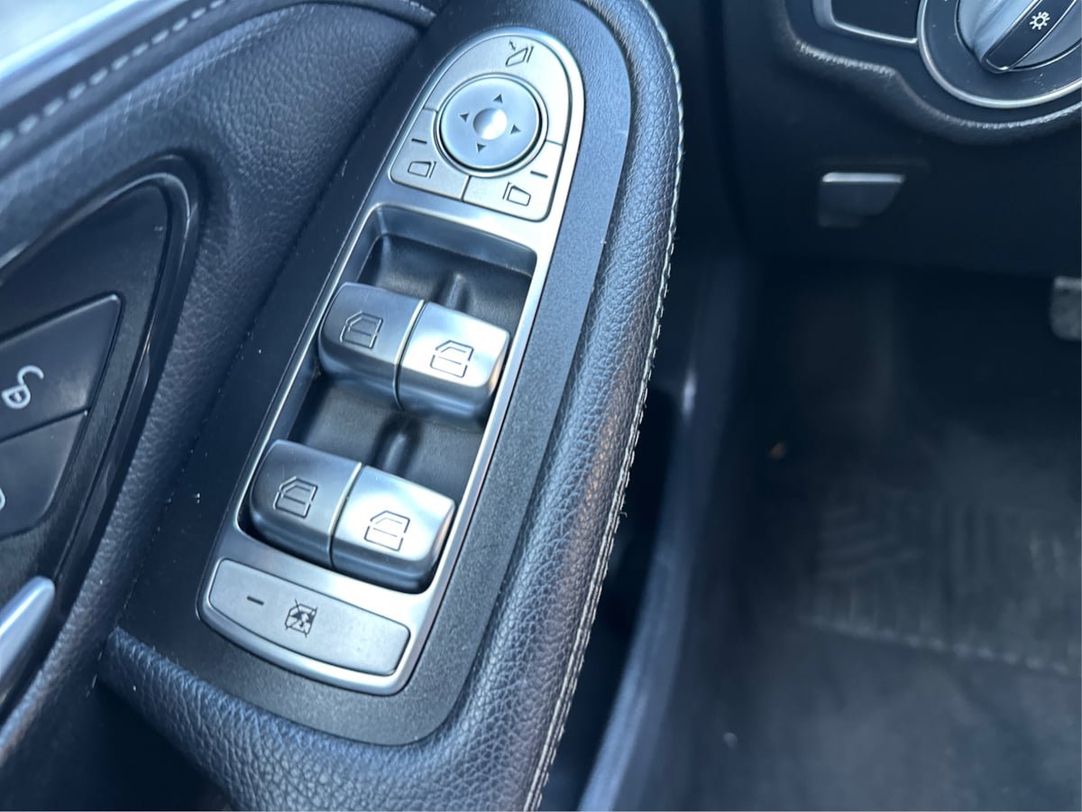 Used 2019 Mercedes-Benz GLC 63 AMG 4MATIC Coupe image 11