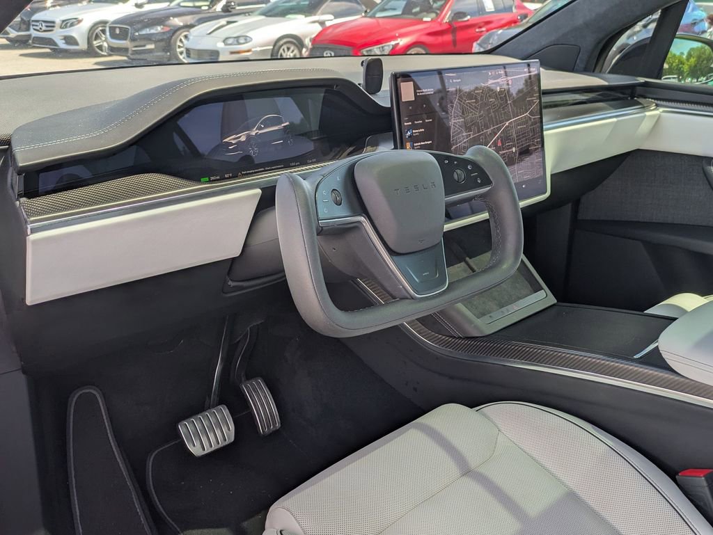 Used 2022 Tesla Model X Plaid image 28