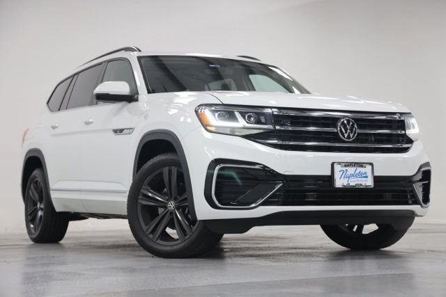 Used 2021 Volkswagen Atlas SE w/ Panoramic Sunroof Package