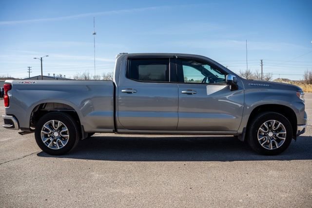 Used 2024 Chevrolet Silverado 1500 LT AWD/4WD image 4