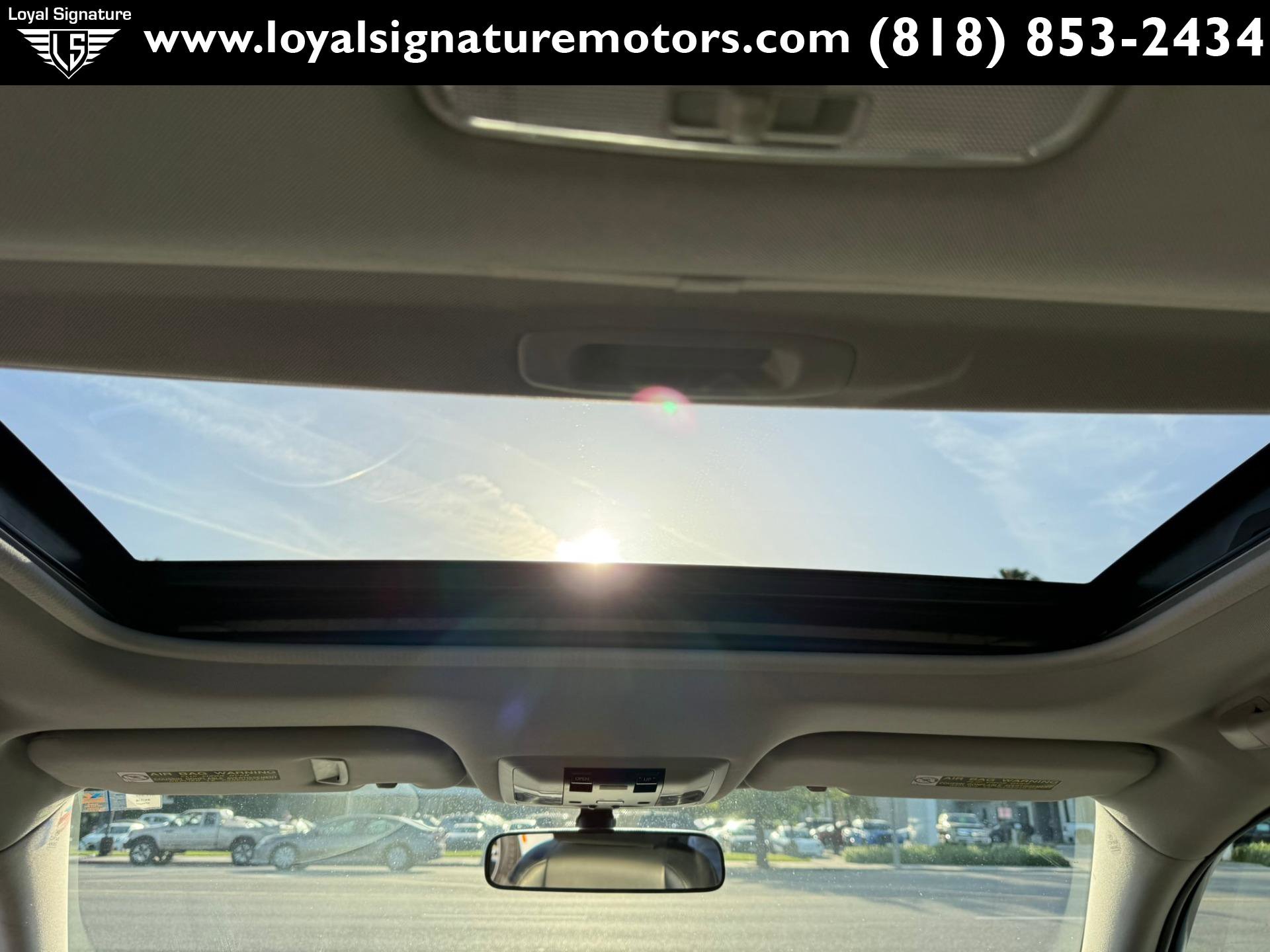 Used 2013 Lexus CT 200h FWD image 24