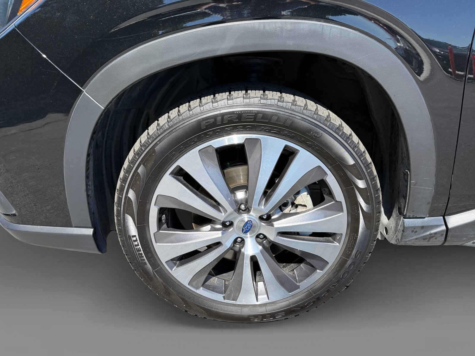 Certified 2022 Subaru Ascent Limited w/ Technology Package AWD/4WD image 9