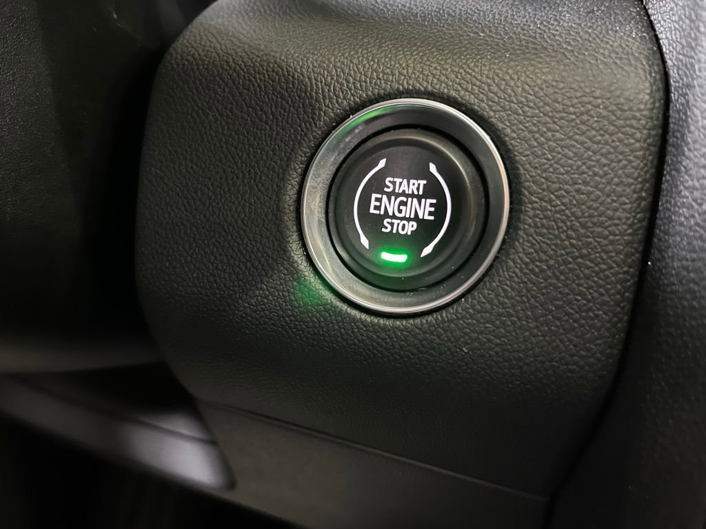 Used 2025 GMC Acadia Elevation image 34