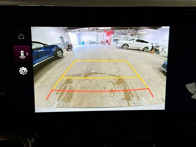 Used 2023 Kia Sorento S w/ Panoramic Sunroof Package AWD/4WD image 14