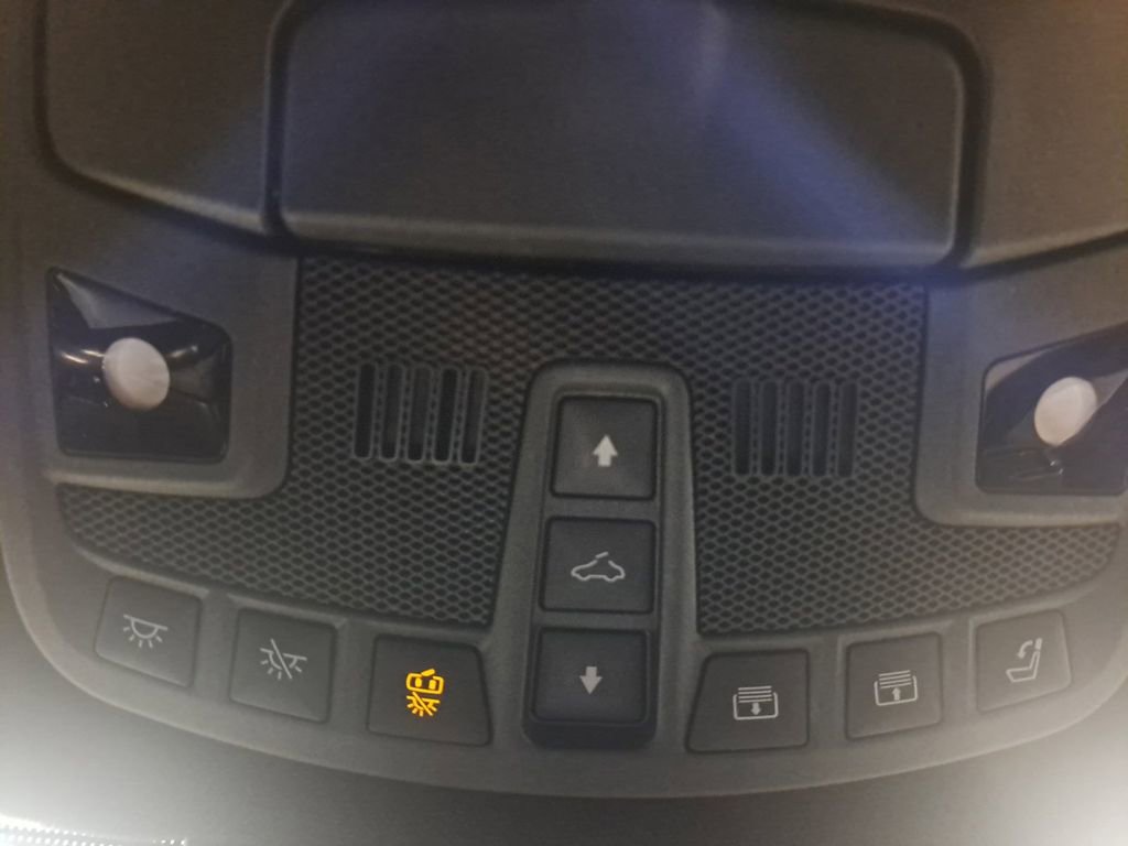 Used 2019 Lincoln Navigator Reserve image 24