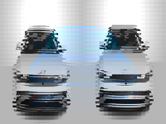 Certified 2026 Hyundai Ioniq 5 SE image 3