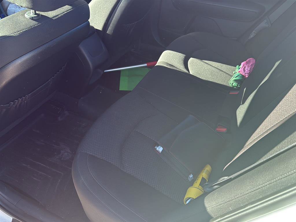 Used 2018 Kia Optima LX image 10