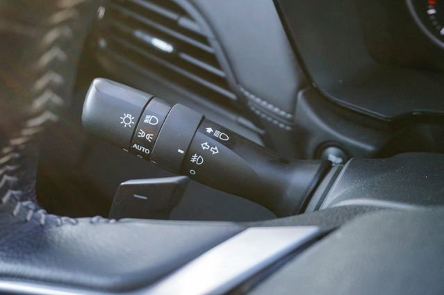 Used 2023 Subaru Outback Premium image 18