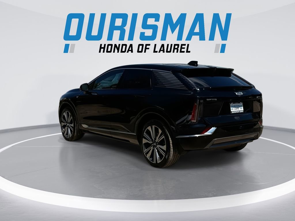 Used 2025 Cadillac Optiq Luxury 2 AWD/4WD image 6
