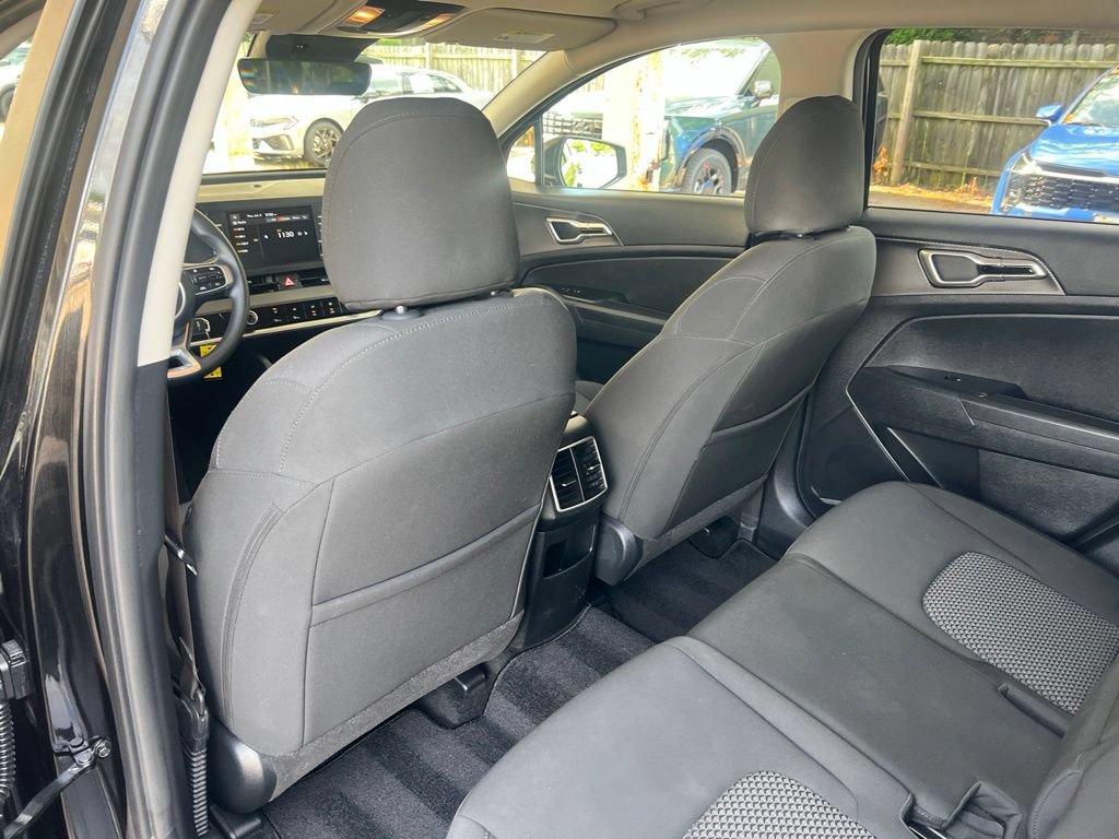 Certified 2023 Kia Sportage LX FWD image 9