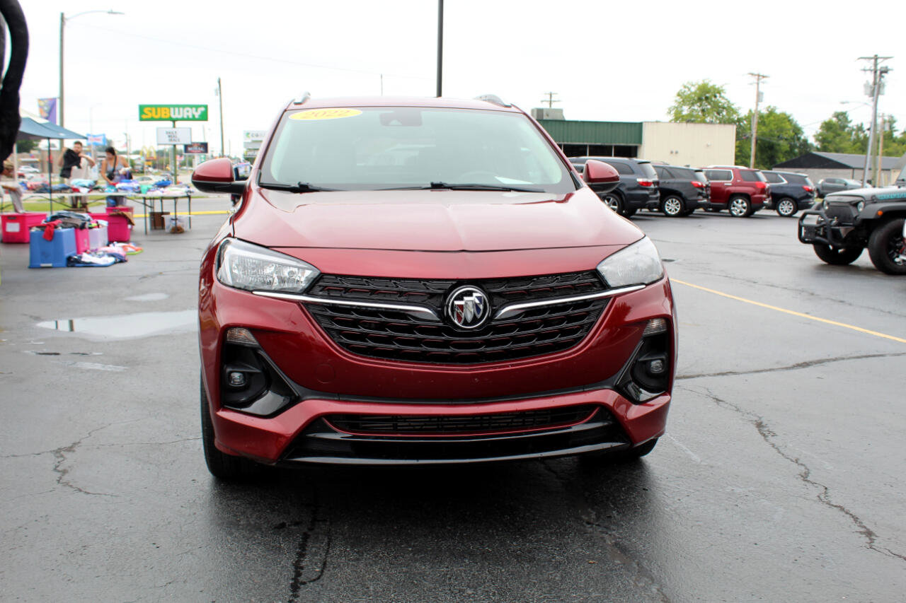 Used 2022 Buick Encore GX Select w/ Sport Touring Package image 2