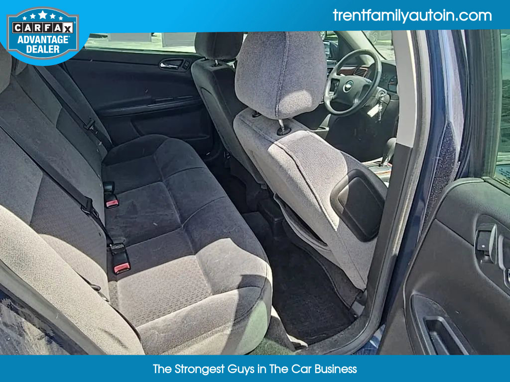 Used 2010 Chevrolet Impala LS image 32