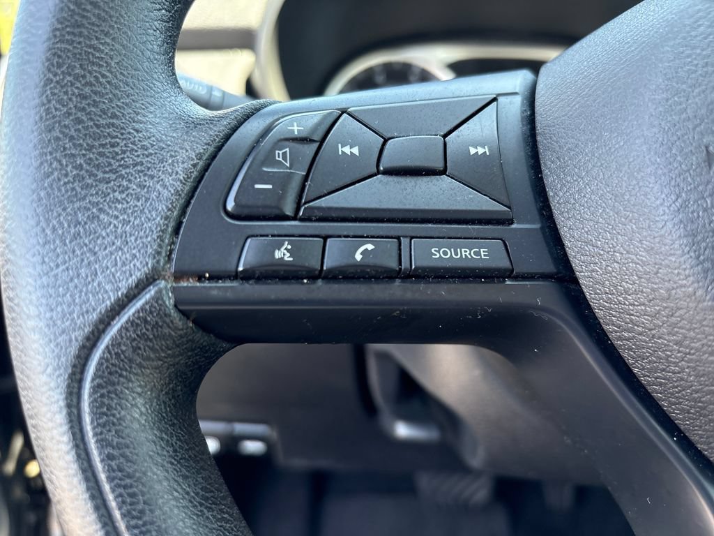 Used 2025 Nissan Versa S FWD image 13