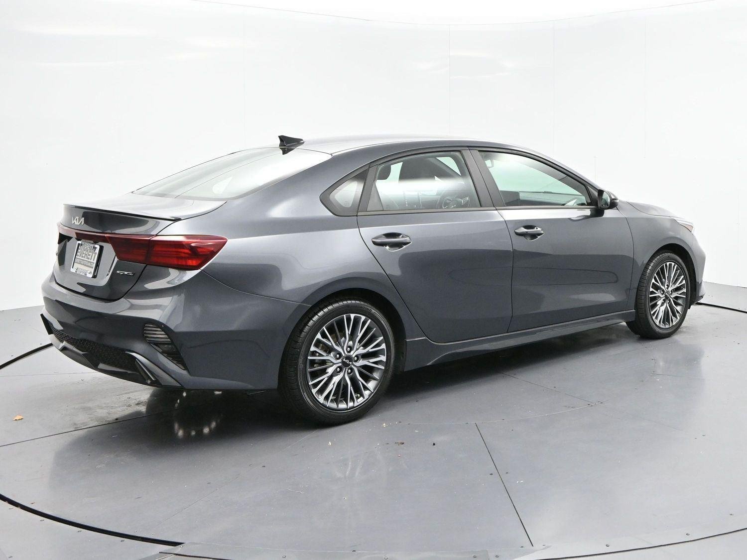 Used 2022 Kia Forte GT-Line FWD image 7