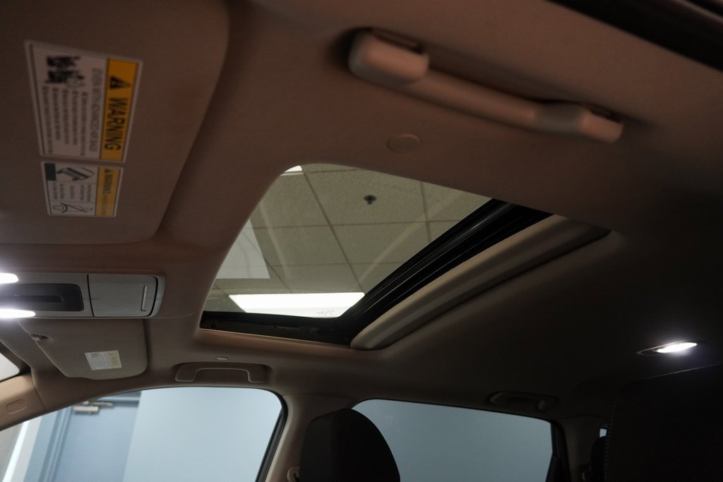 Used 2025 Honda CR-V EX image 4