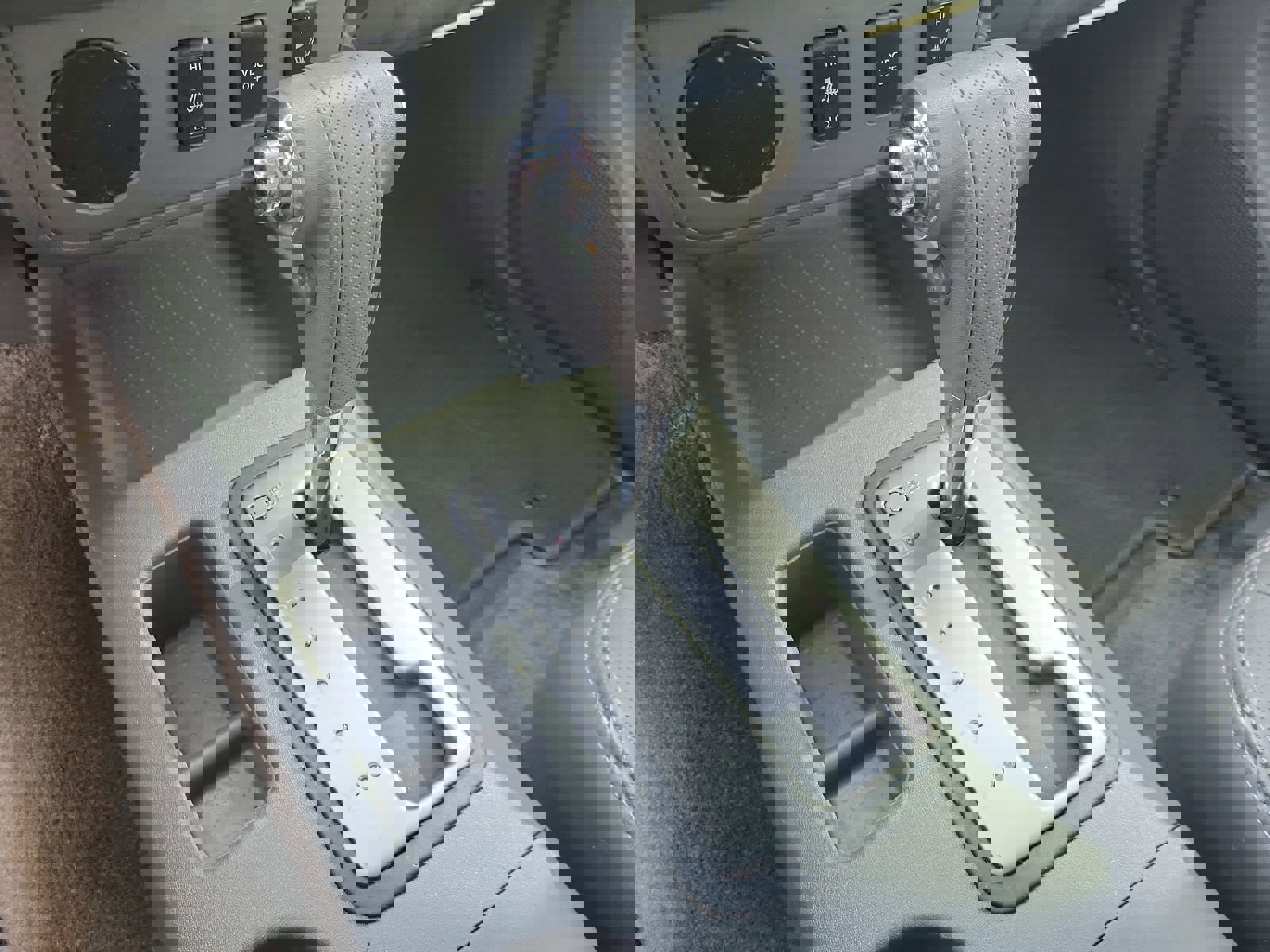 Used 2010 Nissan Frontier LE w/ LE Value Truck Pkg image 15