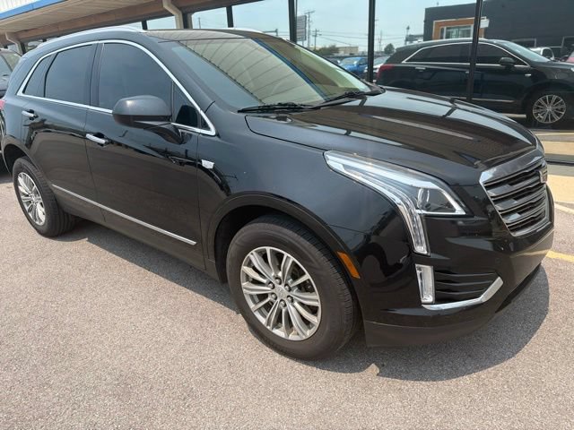 Used 2019 Cadillac XT5 Luxury AWD/4WD image 2