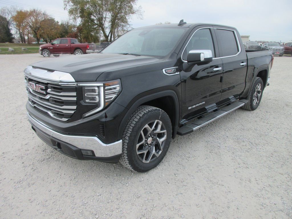New 2026 GMC Sierra 1500 SLT w/ SLT Premium Plus Package image 9