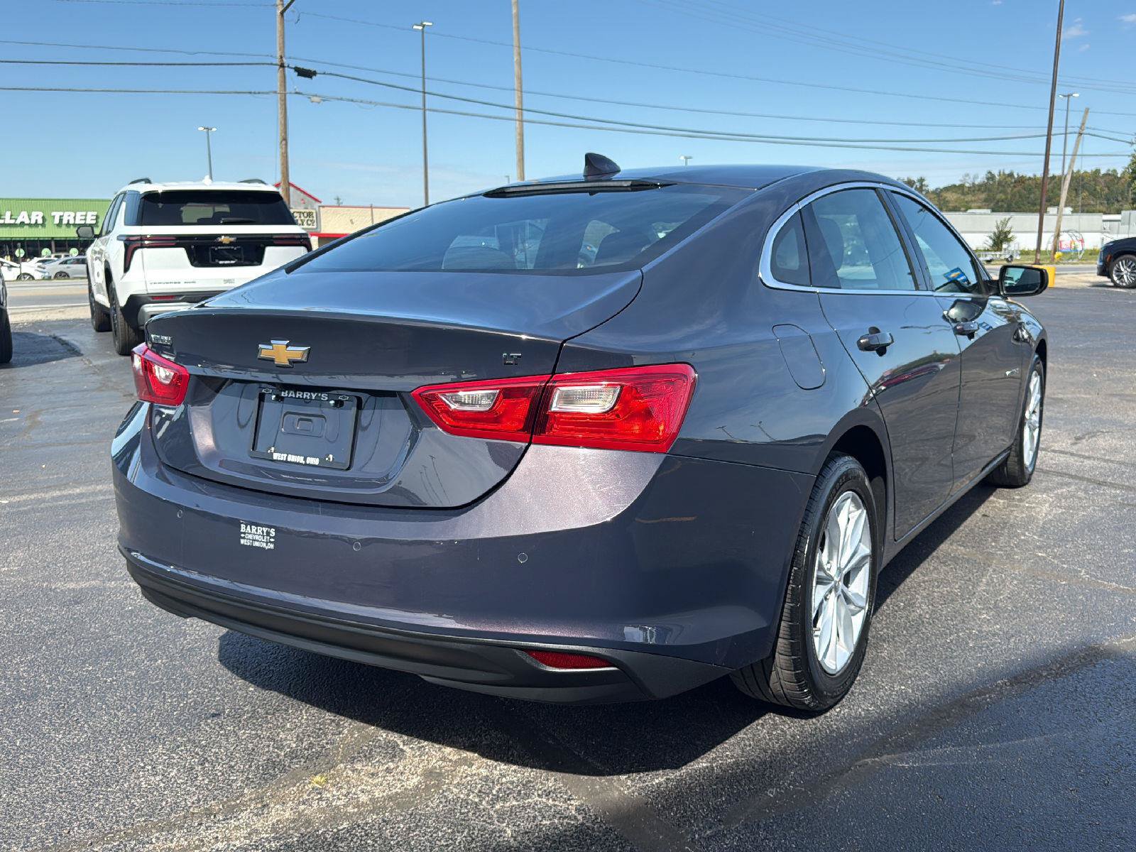 Used 2025 Chevrolet Malibu LT FWD image 5