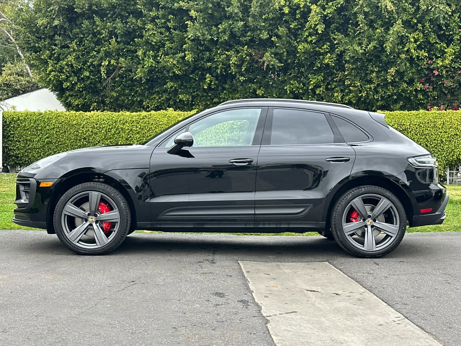 New 2026 Porsche Macan S AWD/4WD image 2