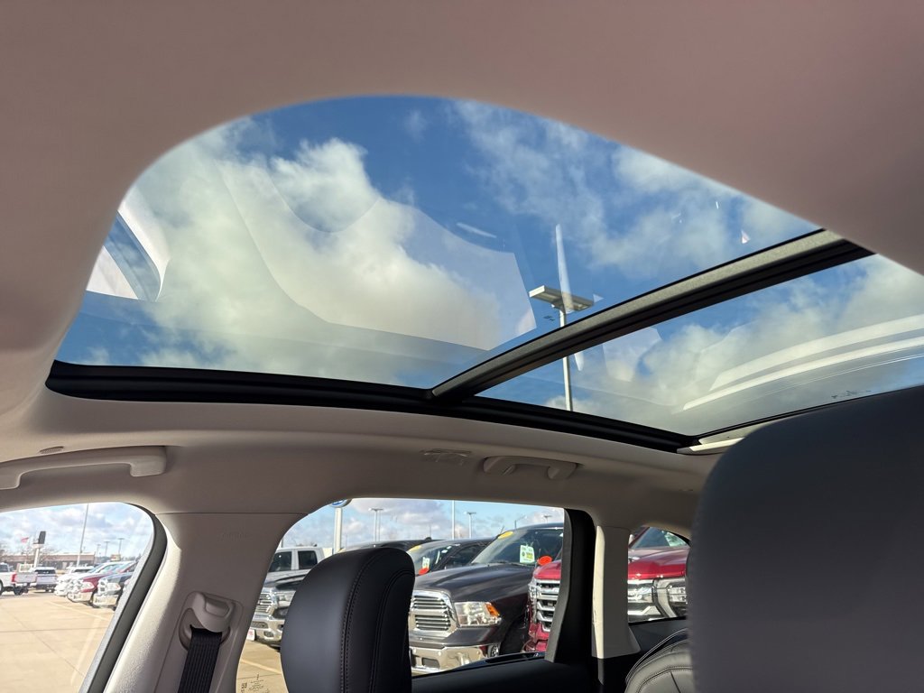 New 2026 Lincoln Nautilus Reserve image 6