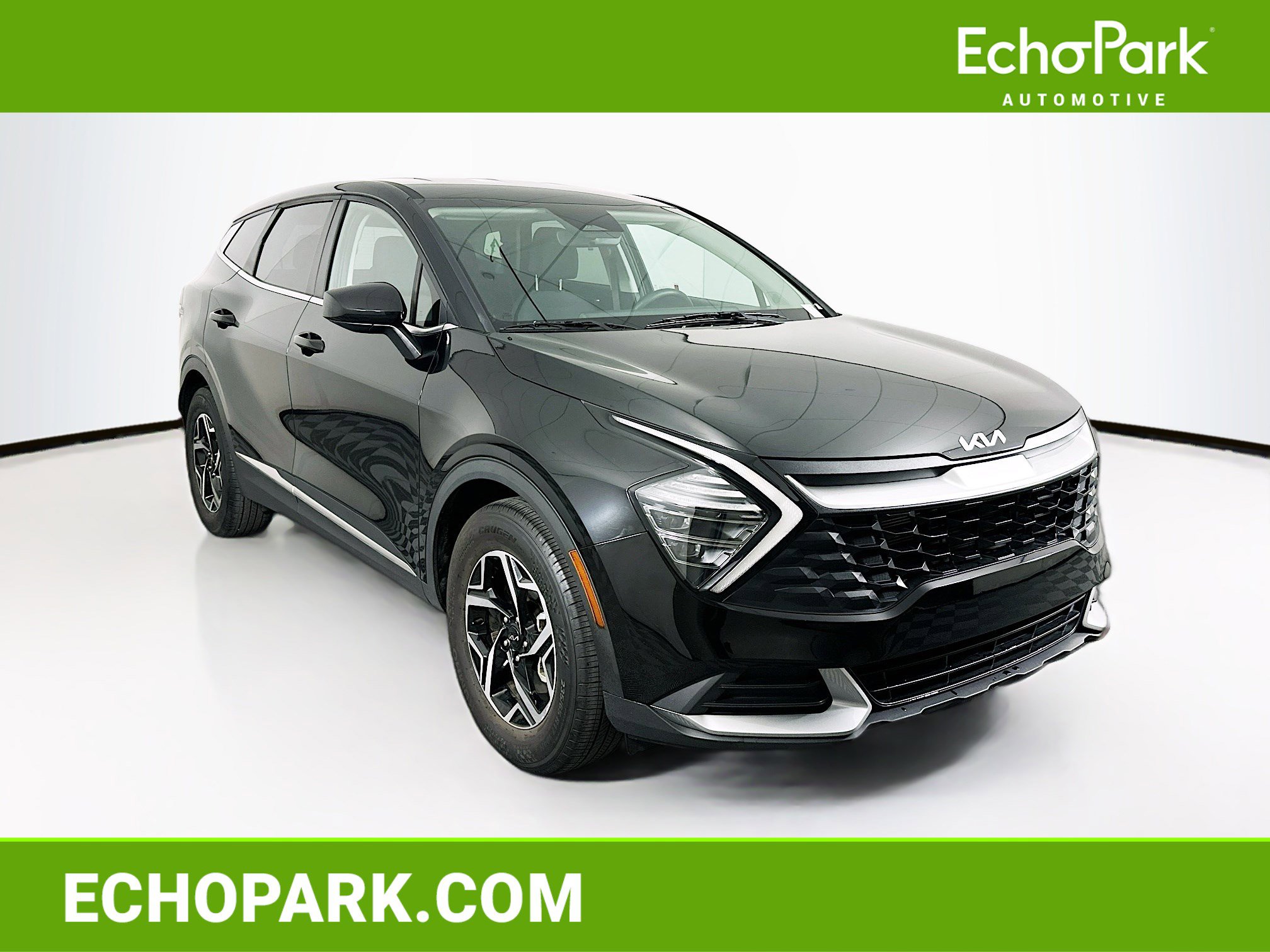 Used 2025 Kia Sportage LX image 1