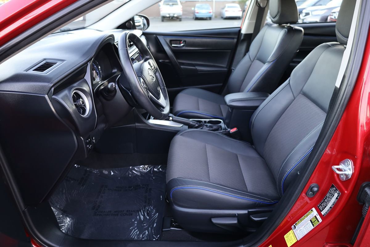 Used 2017 Toyota Corolla SE FWD image 11