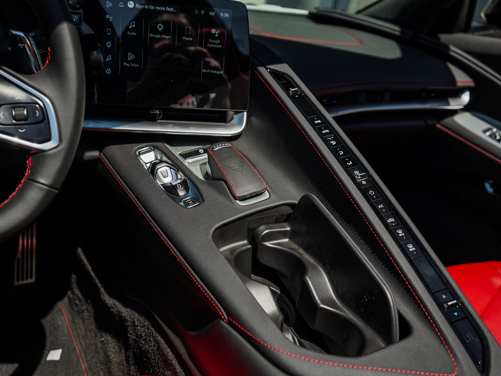 Used 2025 Chevrolet Corvette Stingray Convertible w/ Z51 Performance Package RWD image 20