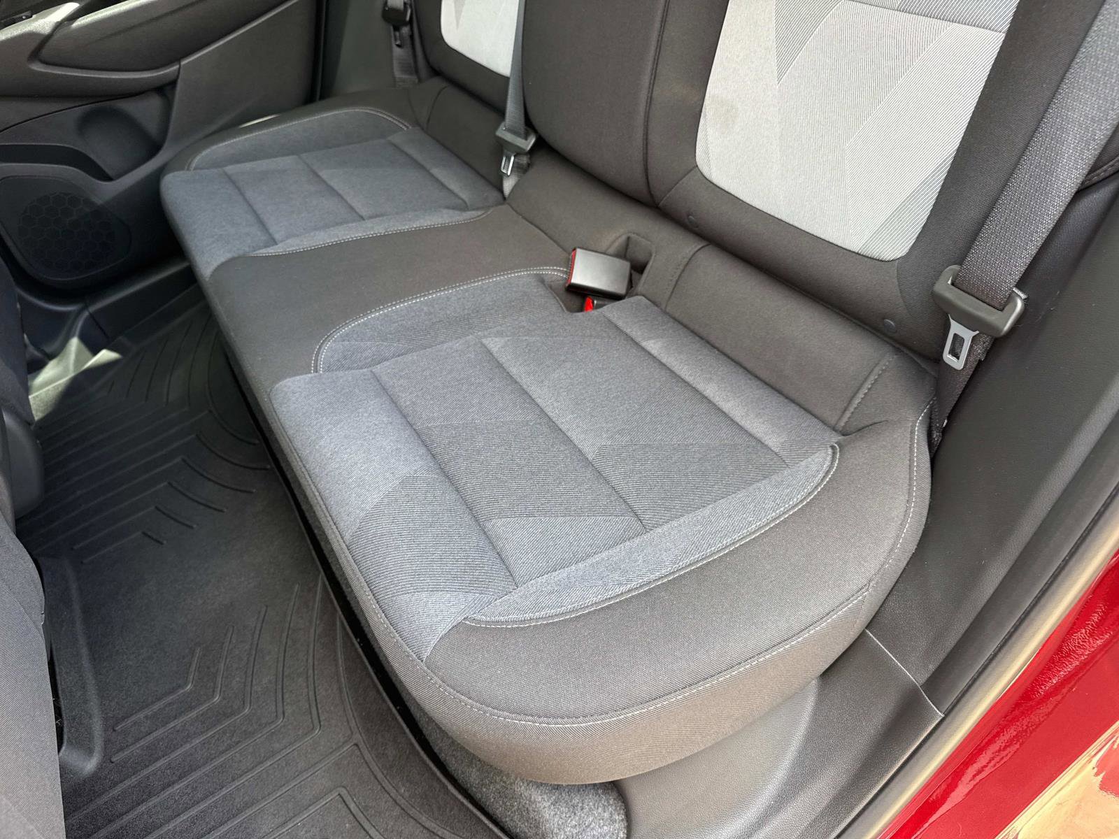 Used 2024 Chevrolet Trax LS w/ LS Convenience Package image 12