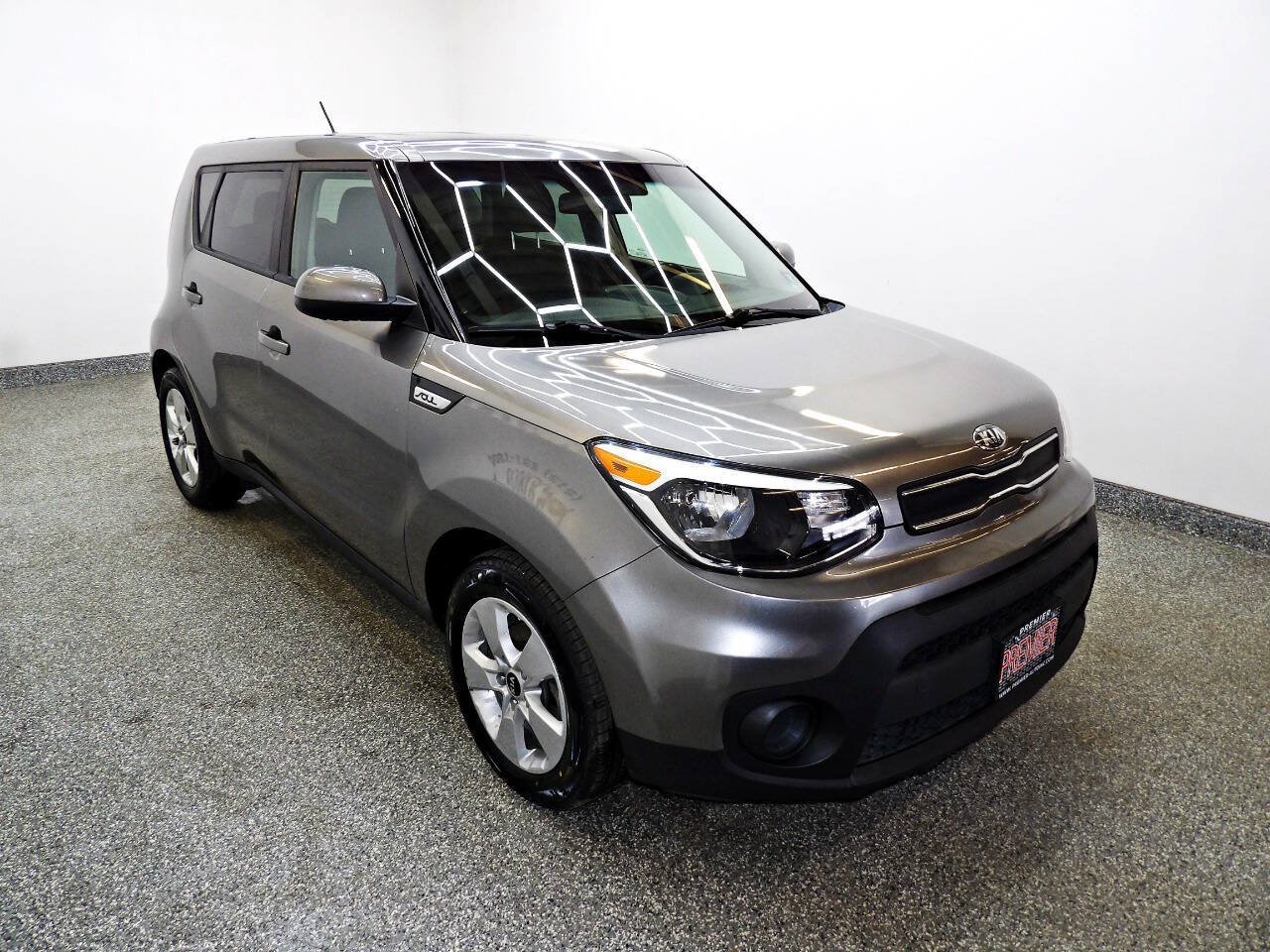Used 2017 Kia Soul FWD image 3