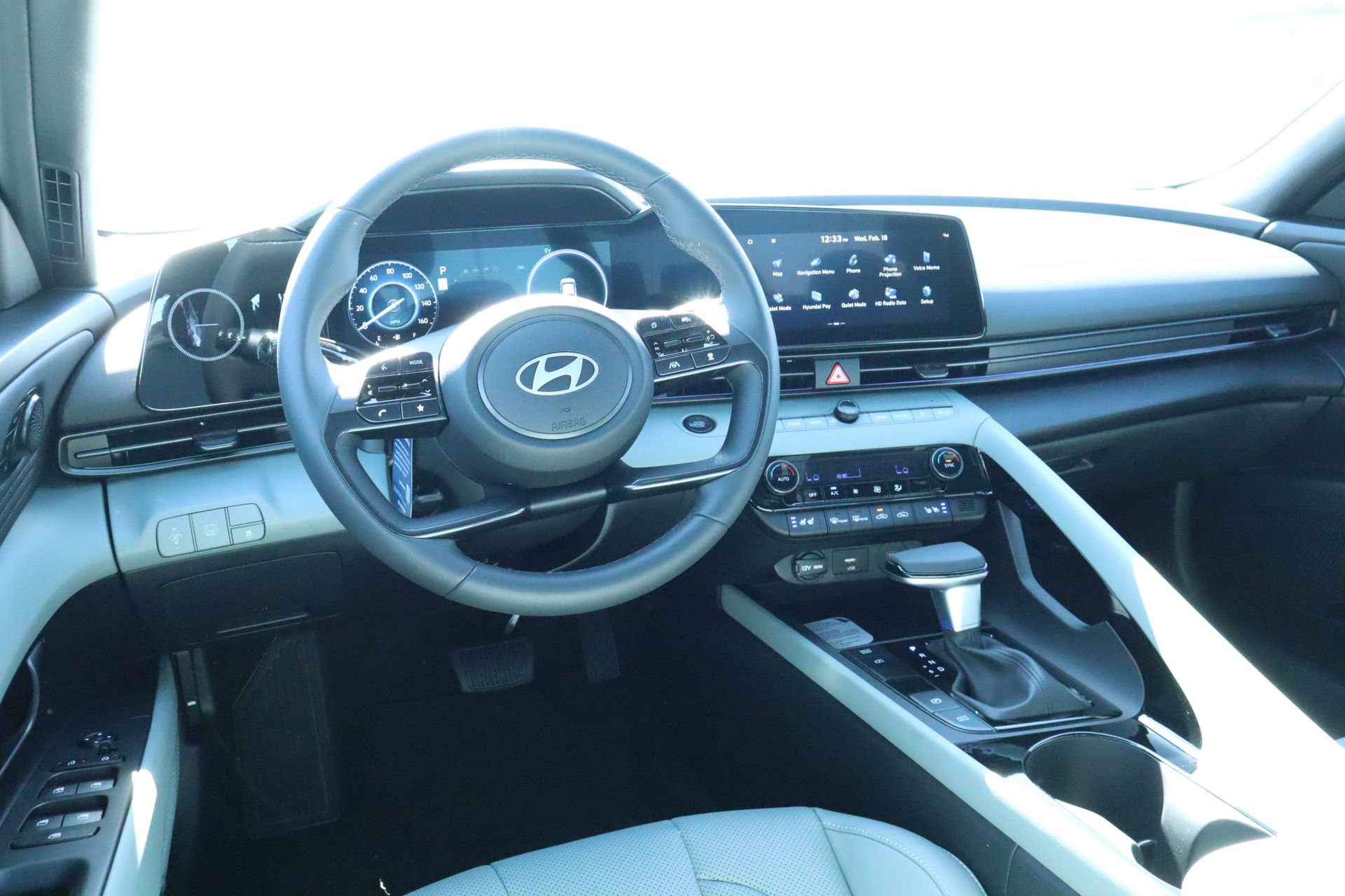 New 2026 Hyundai Elantra Limited image 2