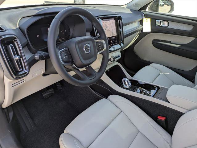 New 2026 Volvo XC40 B5 Plus w/ Protection Package Premier AWD/4WD image 7