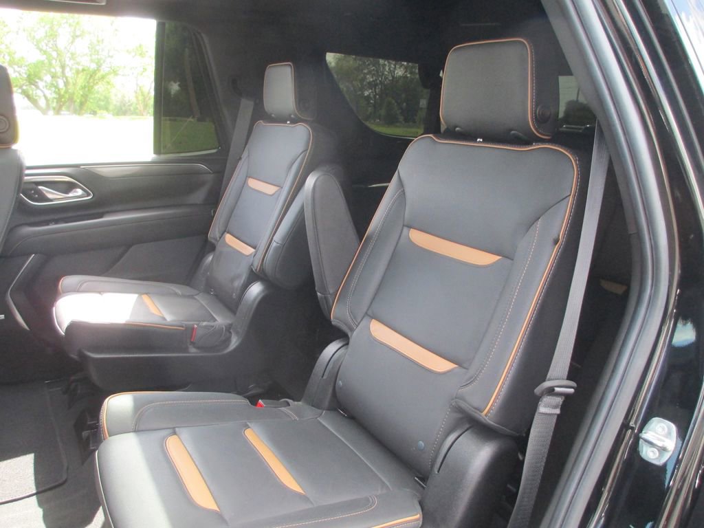 Used 2023 GMC Yukon AT4 w/ LPO, Floor Liner Package AWD/4WD image 21