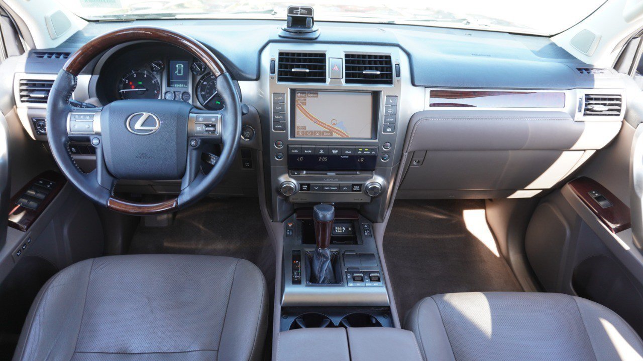 Used 2017 Lexus GX 460 Premium AWD/4WD image 27