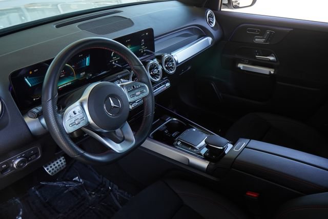 Certified 2022 Mercedes-Benz GLB 35 AMG 4MATIC image 27