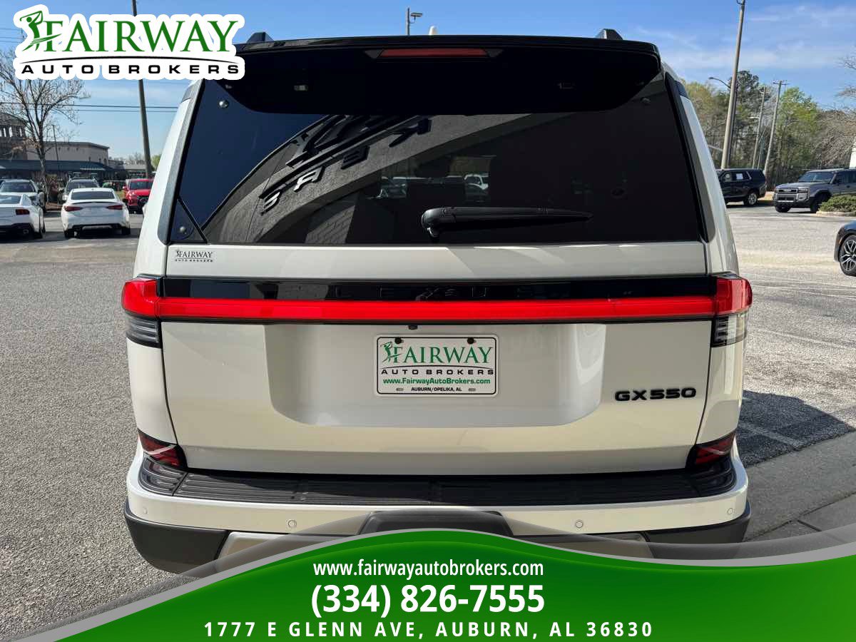 Used 2024 Lexus GX 550 AWD/4WD image 7