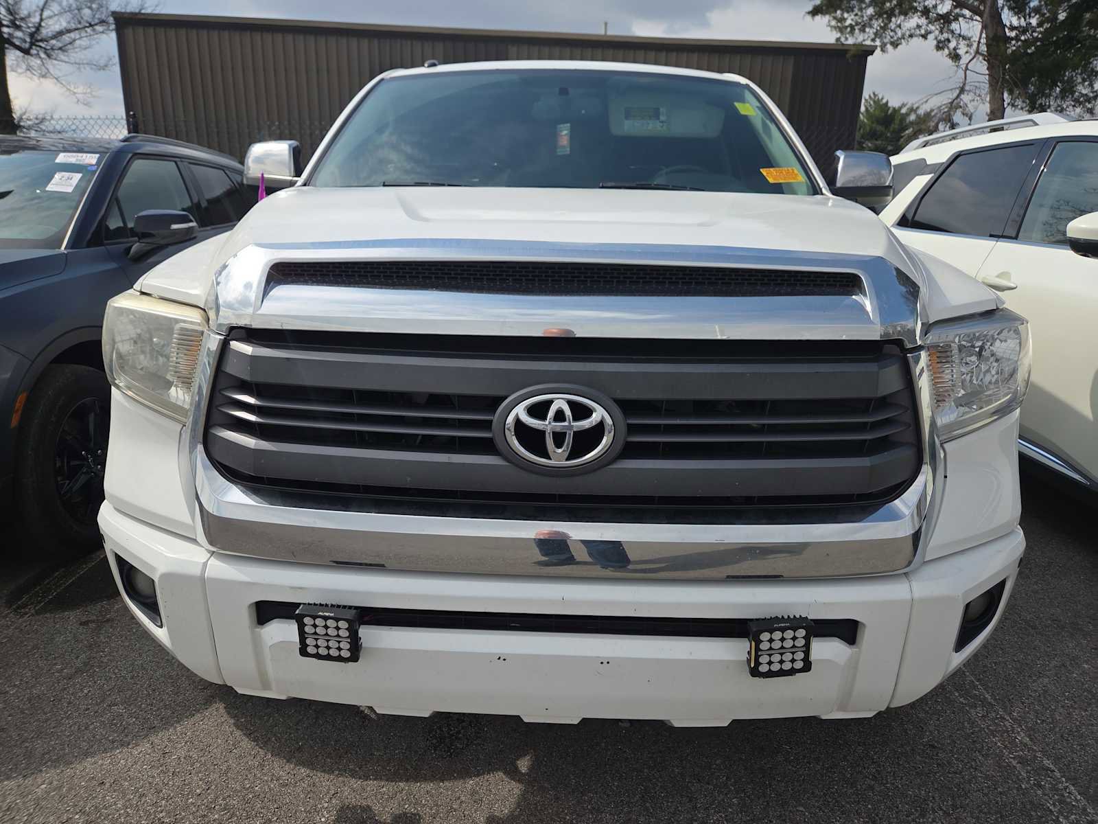 Used 2014 Toyota Tundra Platinum image 11